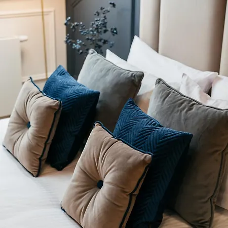 Palace - Loftaffair Collection 4*