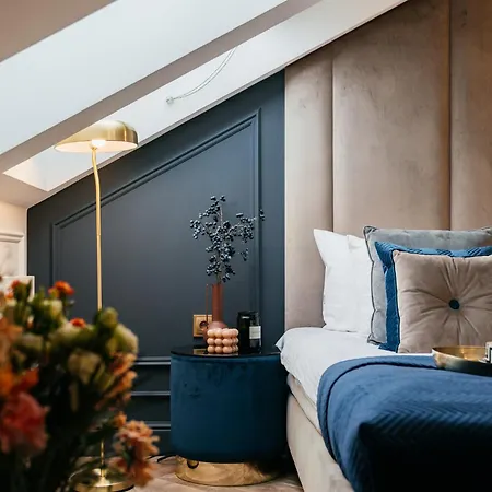 Palace - Loftaffair Collection 4*