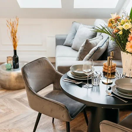 호텔 Palace - Loftaffair Collection 4*