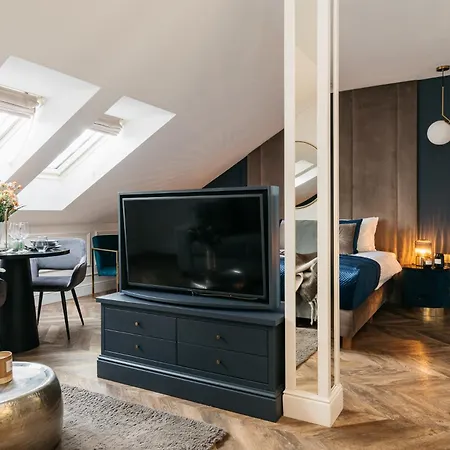 Hotel Palace - Loftaffair Collection