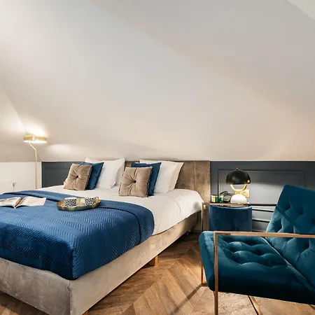 Palace - Loftaffair Collection Hotel