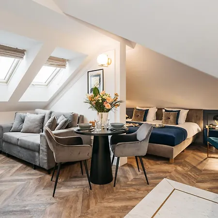 فندق Palace - Loftaffair Collection