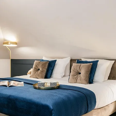 Palace - Loftaffair Collection 4*