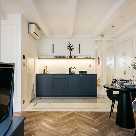 Palace - Loftaffair Collection 4*